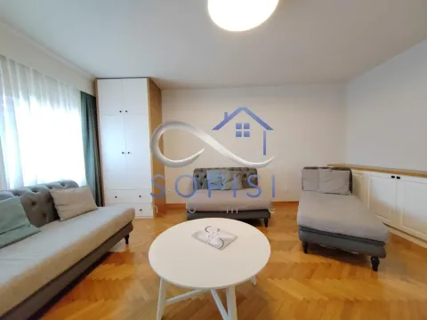 Izdavanje, četvorosoban stan, 100m², Stari grad, Novi Sad - image 6