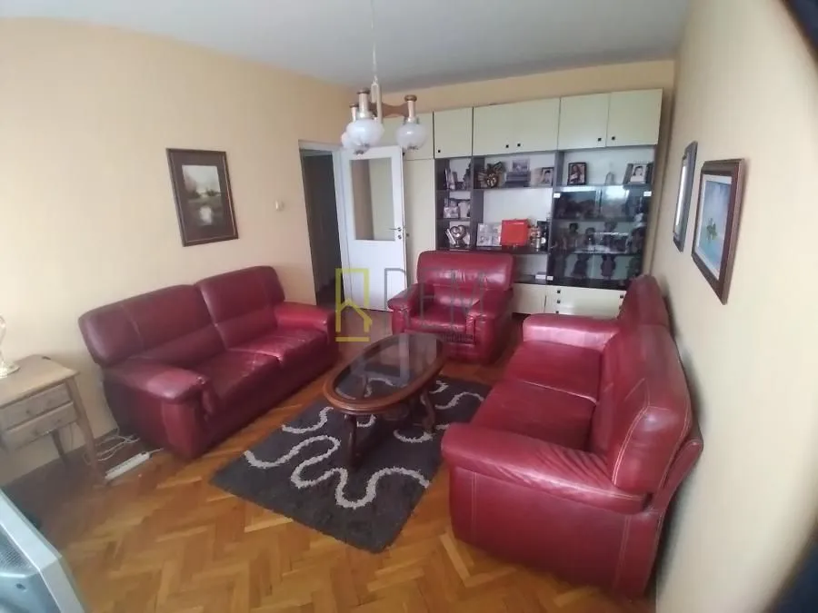 Prodaja, trosoban stan, 108m², Tuški Put, Podgorica