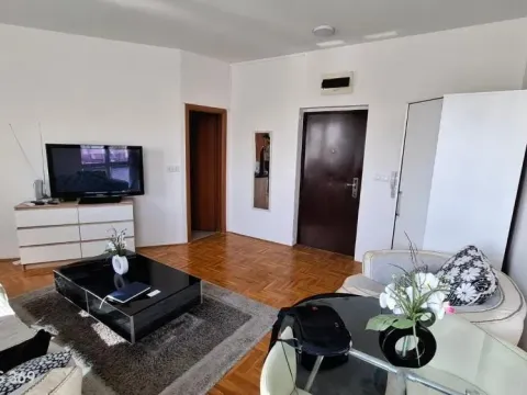 Prodaja, dvosoban stan, 43m², Galenika, Beograd - image 2