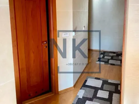 Izdavanje, jednosoban stan, 53m², Centar, Podgorica - image 10