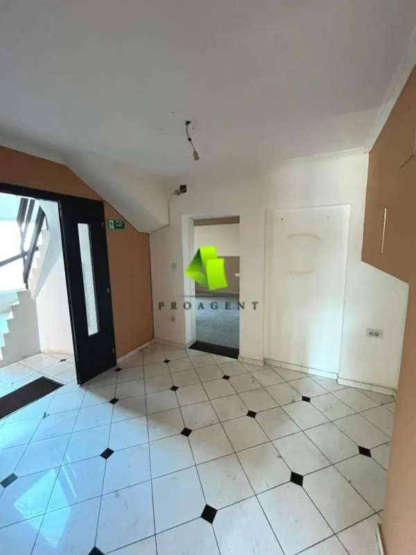 Izdavanje, poslovni prostor, 70m², Medijana, Niš