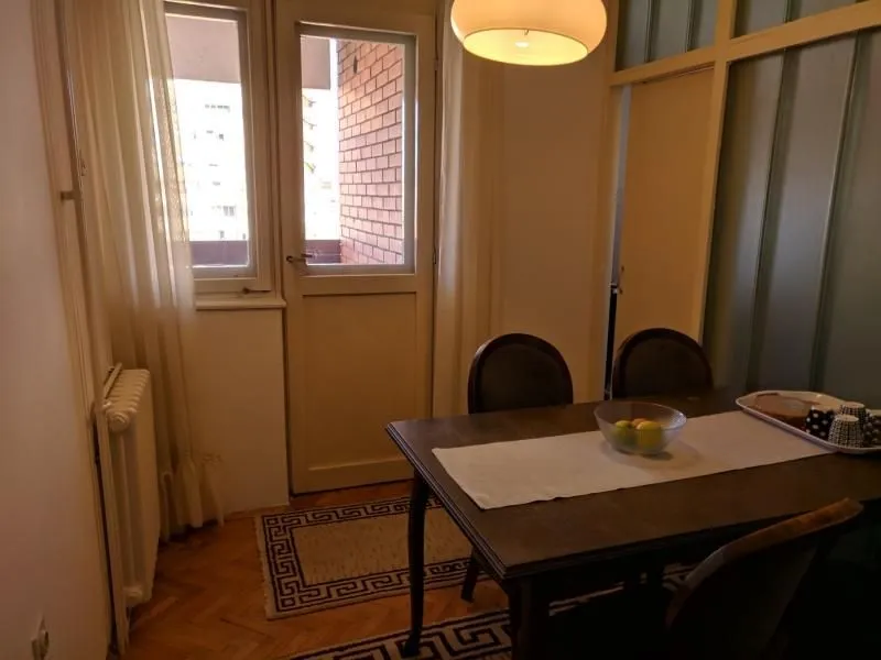 Izdavanje, četvorosoban stan, 95m², Palilula, Niš