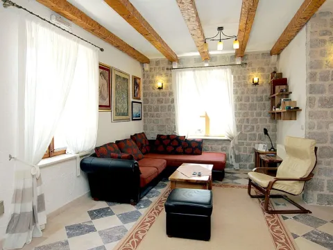 Prodaja, kuća, 480m², Reževići, Budva - image 14