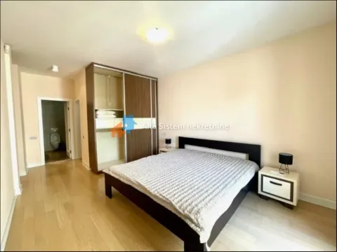 Izdavanje, četvorosoban stan, 190m², Neimar, Vračar Sve Podlokacije - image 12