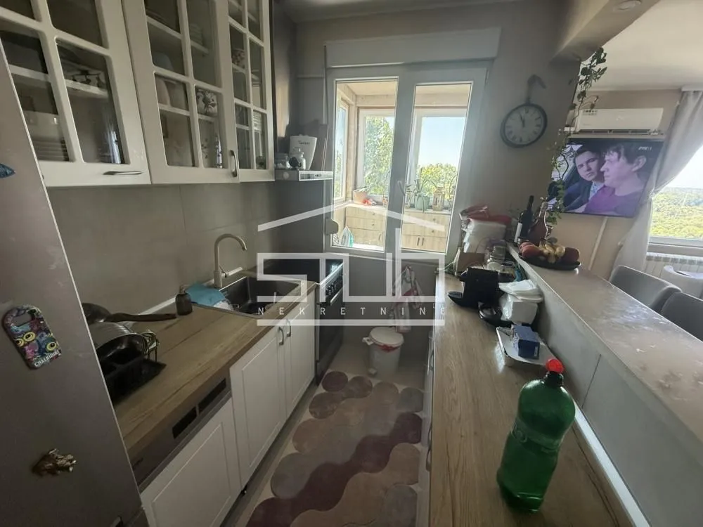 Prodaja, trosoban stan, 60m², Čukarica, Beograd