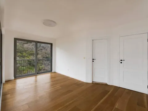 Prodaja, trosoban stan, 160m², Pržno, Budva - image 9