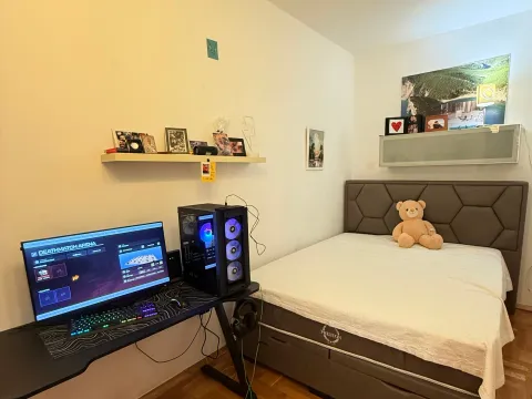 Prodaja, četvorosoban stan, 85m², Soho City, Bar - image 20