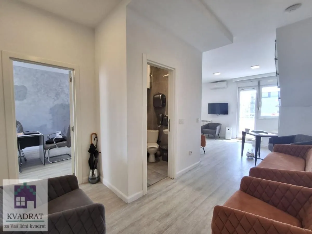 Prodaja, četvorosoban stan, 118m², Đeram Pijaca, Beograd