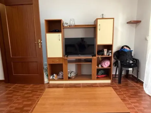 Rent, one bedroom apartment, 55m², Lazi, Budva - image 4