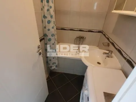 Izdavanje, jednosoban stan, 43m², Neimar, Vračar Sve Podlokacije - image 4