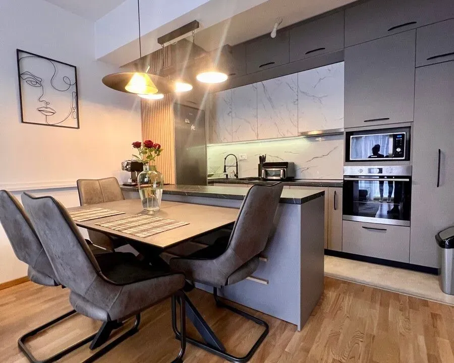 Izdavanje, jednosoban stan, 50m², Stara Varoš, Podgorica