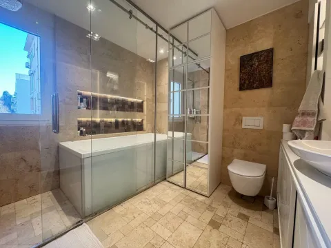 Prodaja, trosoban stan, 122m², Centar, Podgorica - image 11