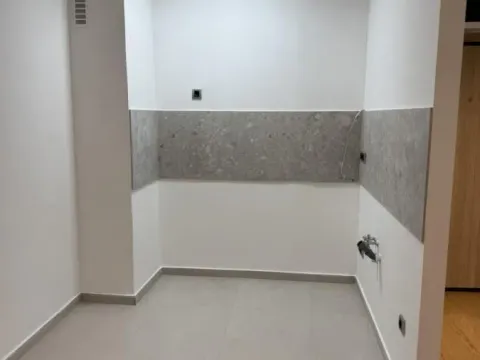 Prodaja, dvosoban stan, 48m², Avijatičarsko naselje, Novi Sad Sve Podlokacije - image 2