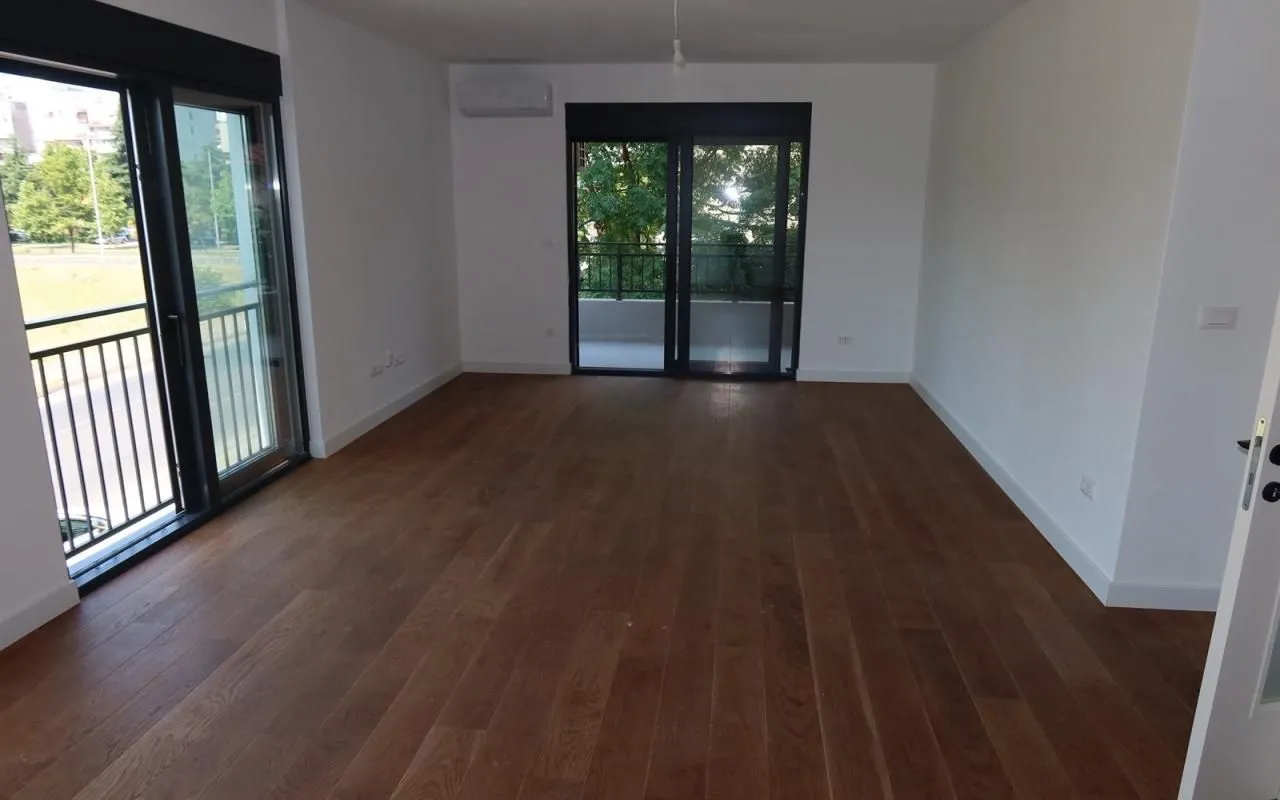 Prodaja, trosoban stan, 115m², Gorica C, Podgorica