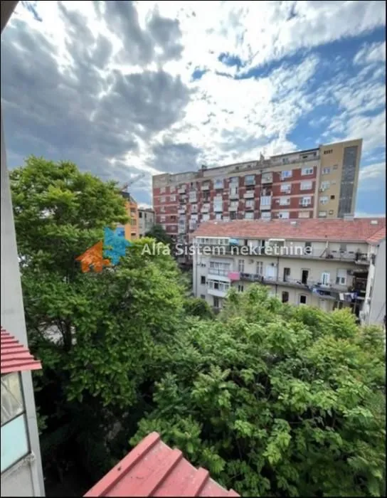 Izdavanje, dvosoban stan, 44m², Crveni Krst, Beograd