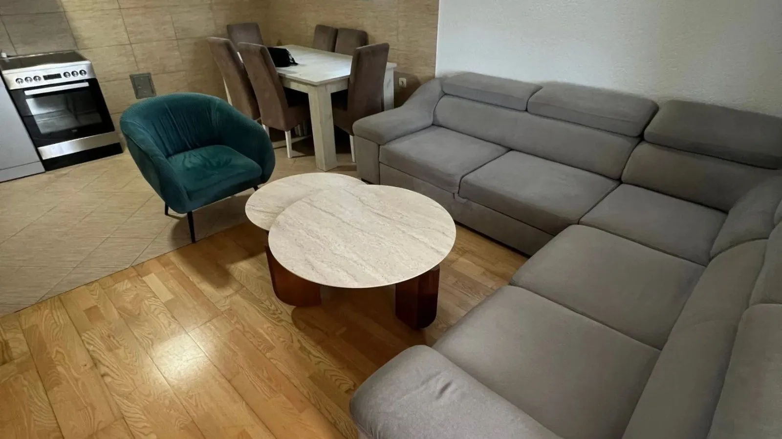 Rent, two bedroom apartment, 75m², Centar, Bar