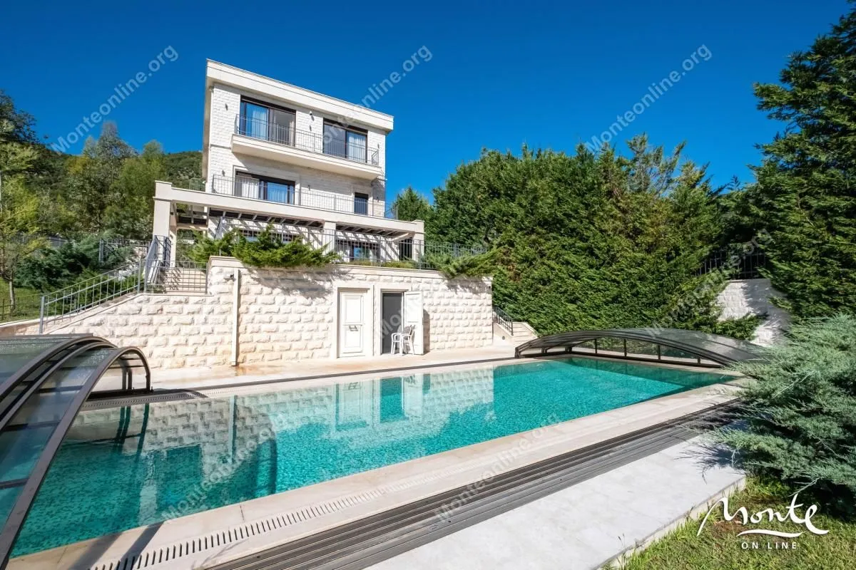 Prodaja, kuća, 560m², Tivat, Crna Gora