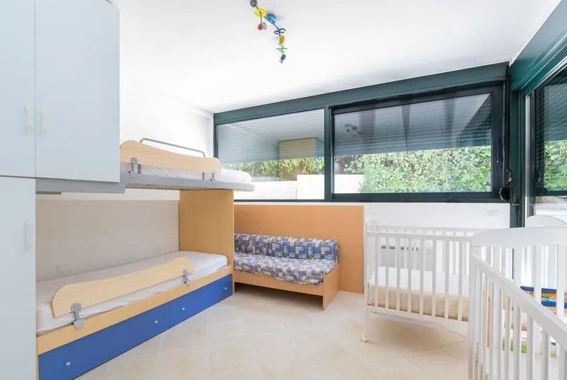 Sale, house, 365m², Dobrota, Kotor