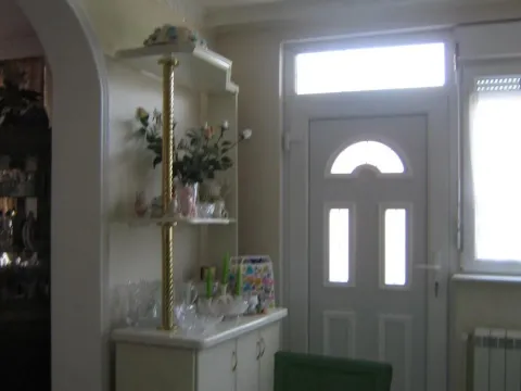 Sale, house, 360m², Trnava, Jagodina - image 2