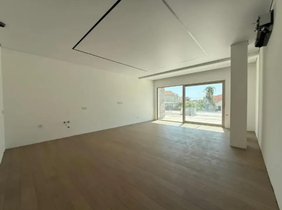 Sale, two bedroom apartment, 81m², Pržno, Budva