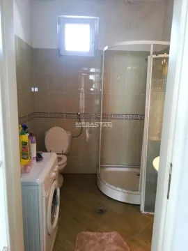 Prodaja, kuća, 181m², Zemun Gornji Grad, Zemun Sve Podlokacije - image 7