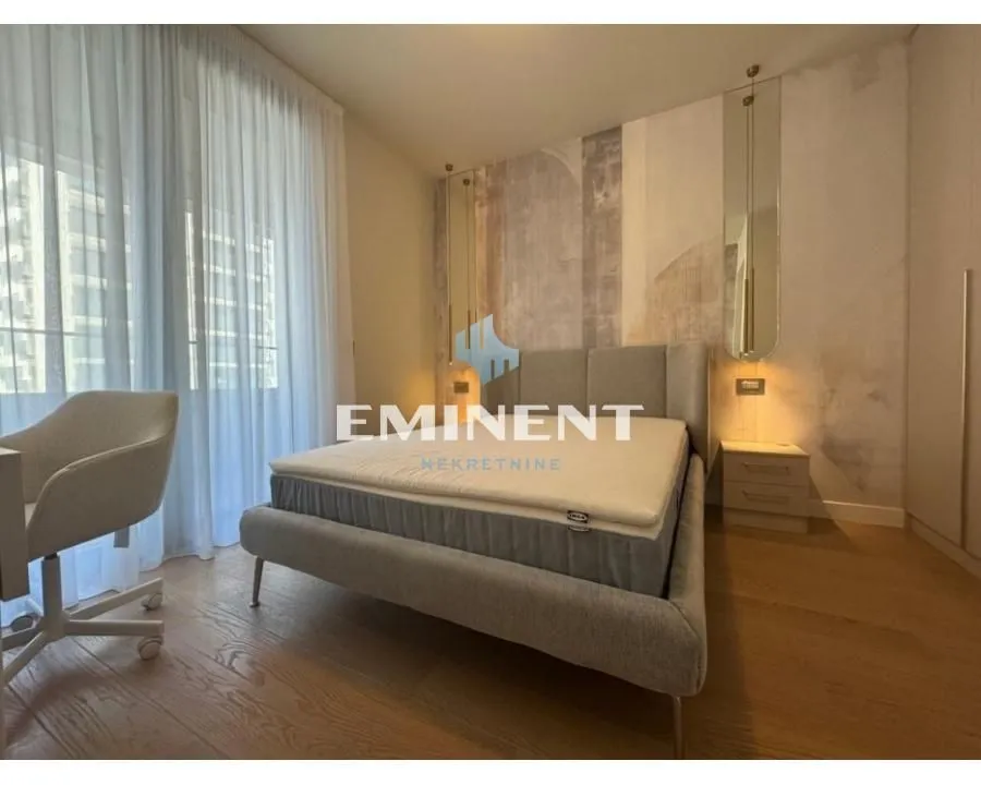 Rent, four bedroom apartment, 100m², Novi Beograd Blok 65, Novi Beograd Sve Podlokacije