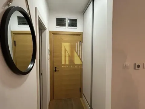 Izdavanje, dvosoban stan, 42m², Bulevar Evrope, Novi Sad Sve Podlokacije - image 5