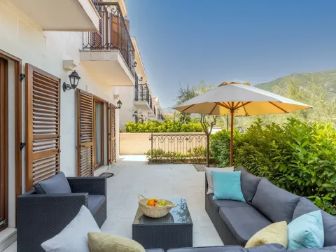 Prodaja, kuća, 198m², Dobrota, Kotor - image 4