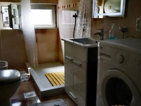 Izdavanje, dvosoban stan, 50m², Stari Grad, Beograd - image 11