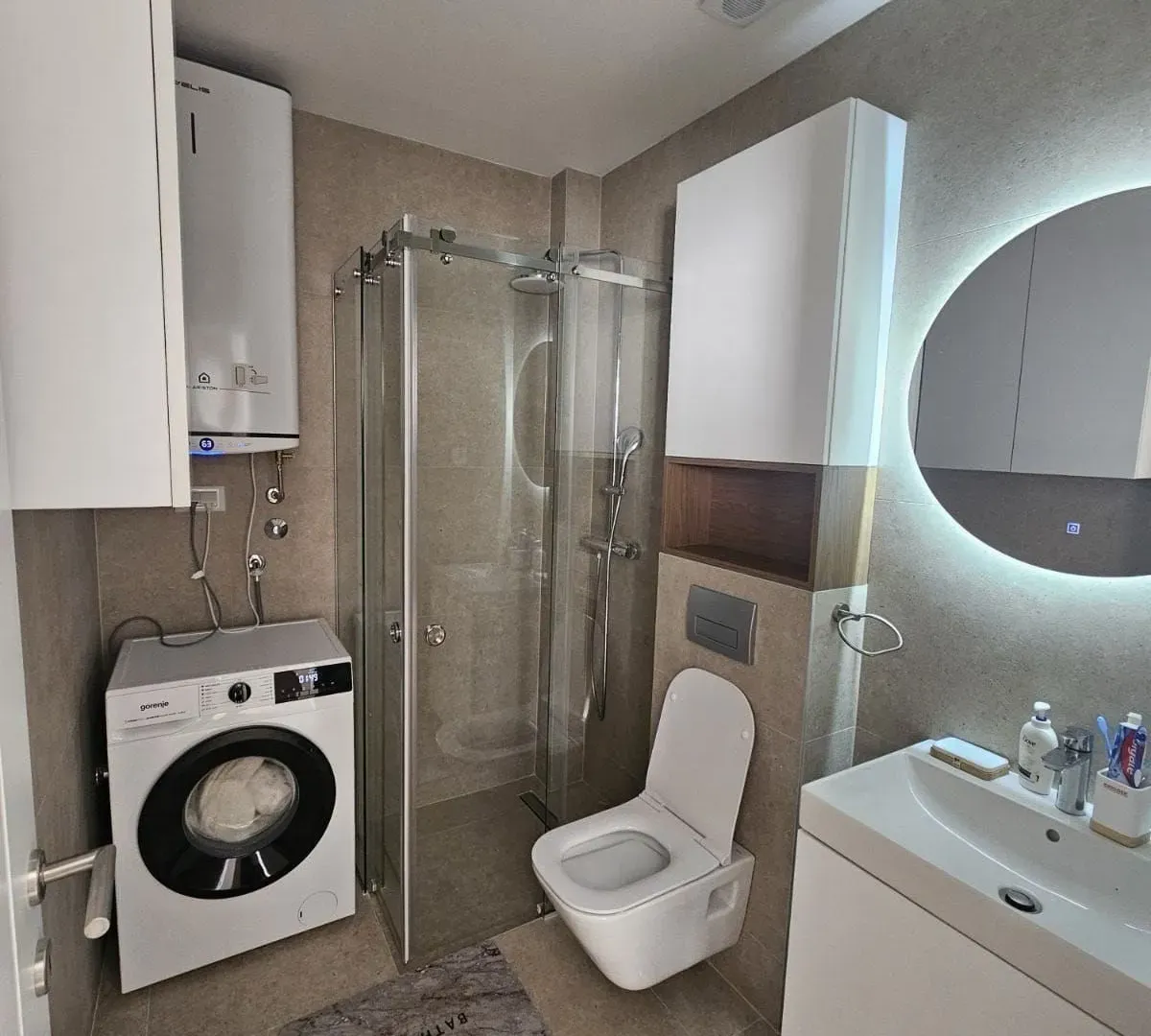 Rent, one bedroom apartment, 62m², Bečići, Budva