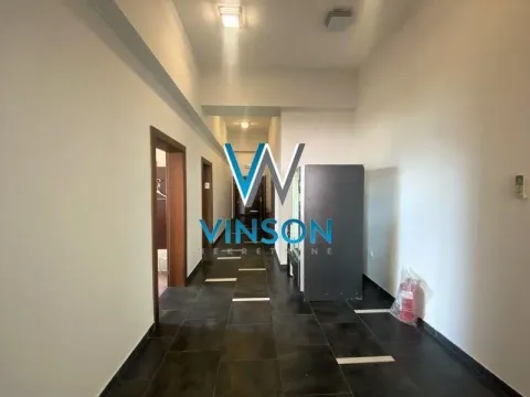 Izdavanje, poslovni prostor, 680m², Novo naselje, Novi Sad - image 15