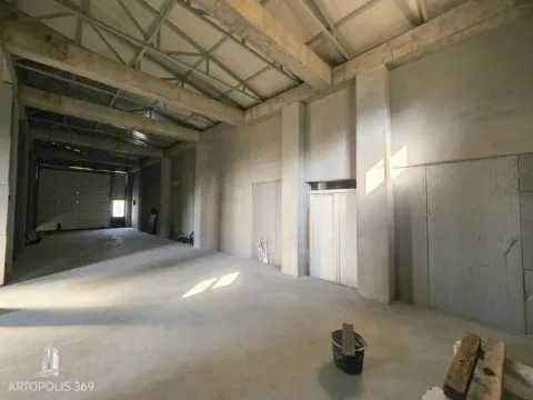 Rent, office space, 180m², Veliki Mokri Lug, Zvezdara Sve Podlokacije - image 12