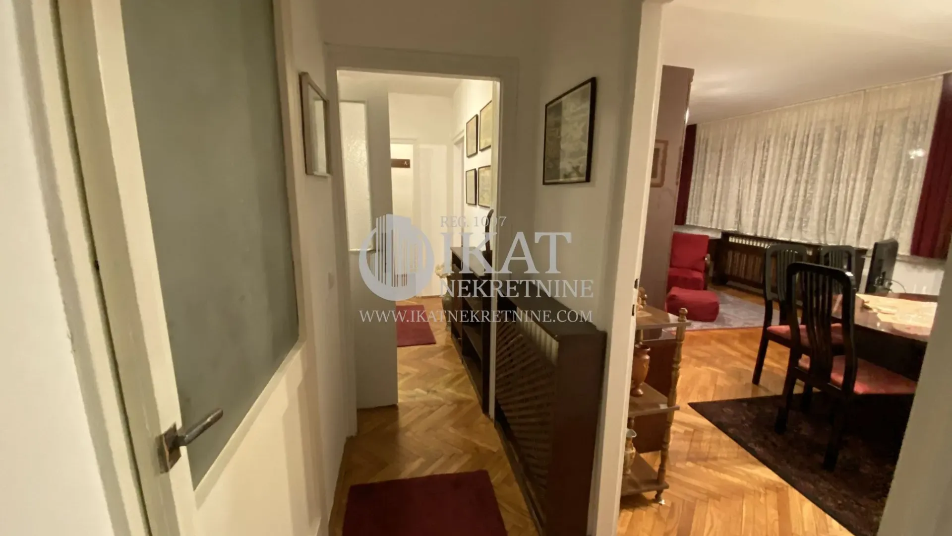 Izdavanje, dvosoban stan, 60m², Stari Grad, Beograd