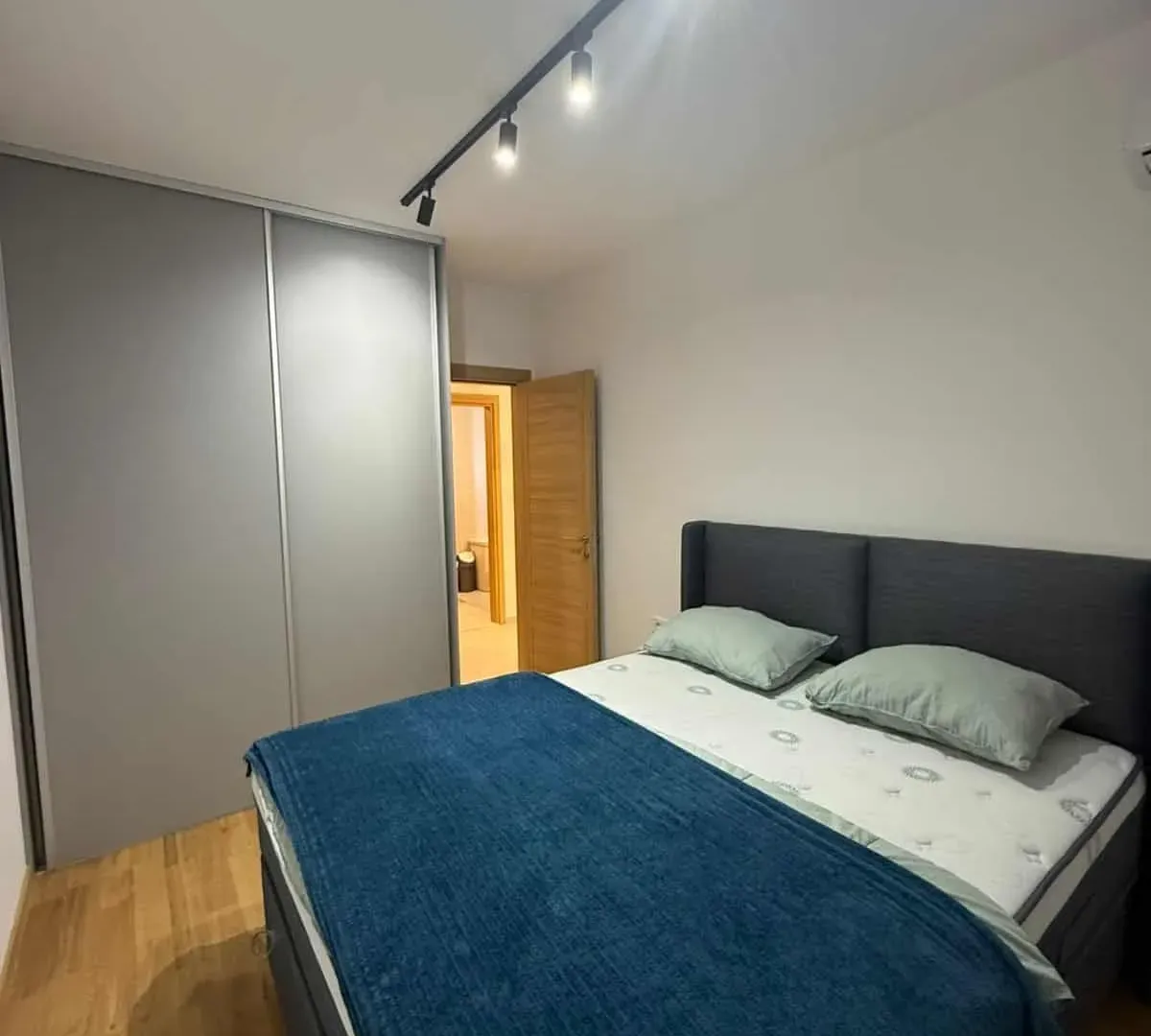 Rent, two bedroom apartment, 65m², City Kvart, Podgorica