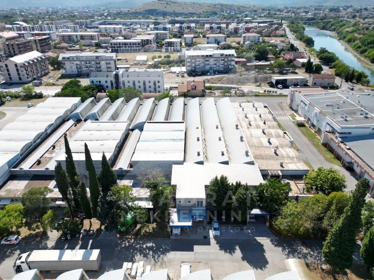 Rent, office space, 1850m², Zabjelo, Podgorica