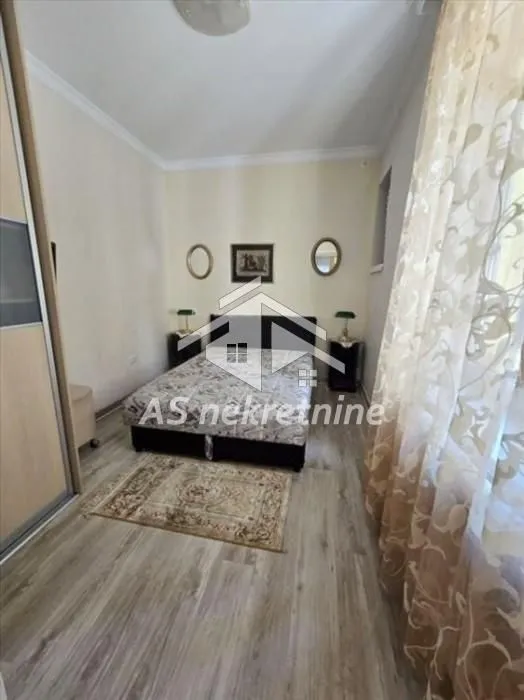 Rent, two bedroom apartment, 50m², Stari Grad, Beograd