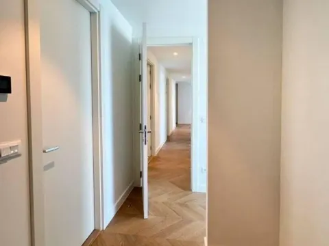 Sale, four bedroom apartment, 176m², Savski Venac, Beograd - image 17