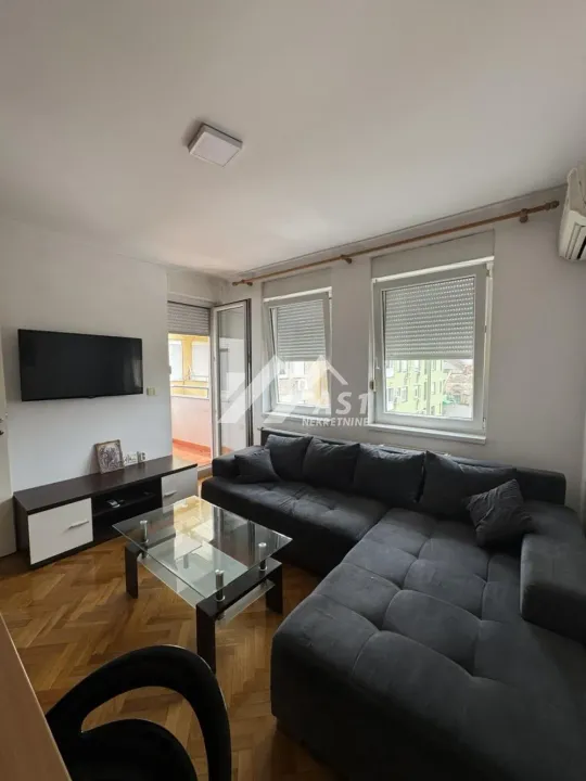 Rent, one bedroom apartment, 41m², Grbavica, Novi Sad Sve Podlokacije