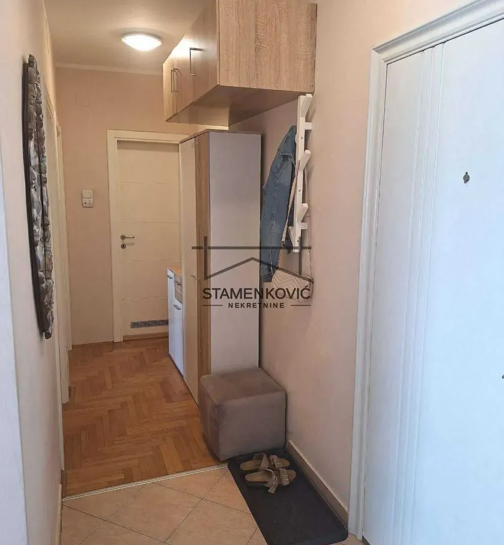 Prodaja, dvosoban stan, 52m², Grbavica, Novi Sad Sve Podlokacije