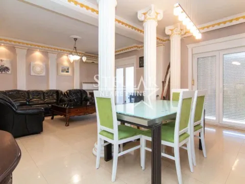 Izdavanje, trosoban stan, 130m², Gornja Gorica, Podgorica - image 13