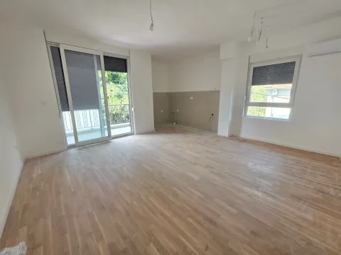 Stan in Momišići