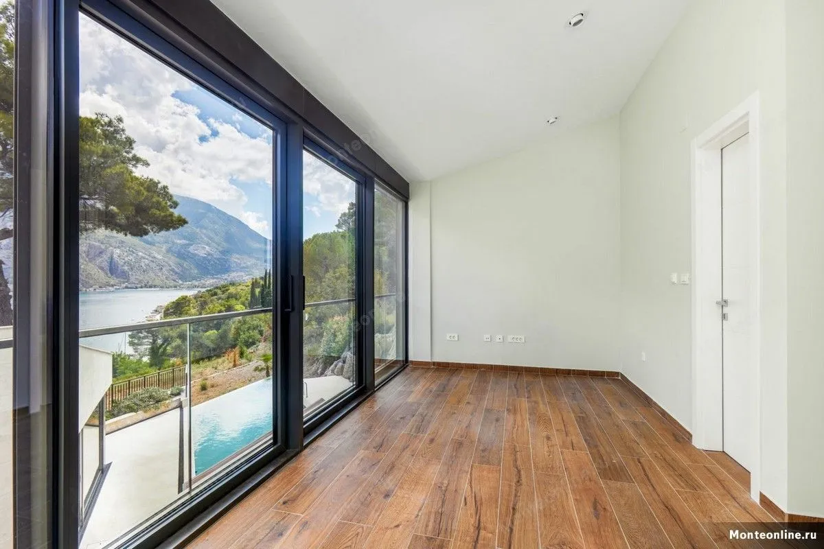 Sale, house, 479m², Prčanj, Kotor