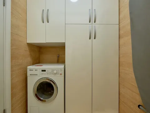 Prodaja, trosoban stan, 150m², Bečići, Budva - image 25