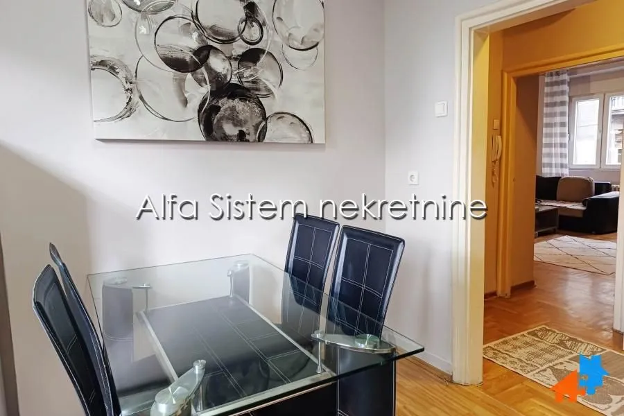 Rent, two bedroom apartment, 60m², Stari Grad, Beograd