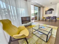 Izdavanje, dvosoban stan, 153m², Budva, Crna Gora - image 16