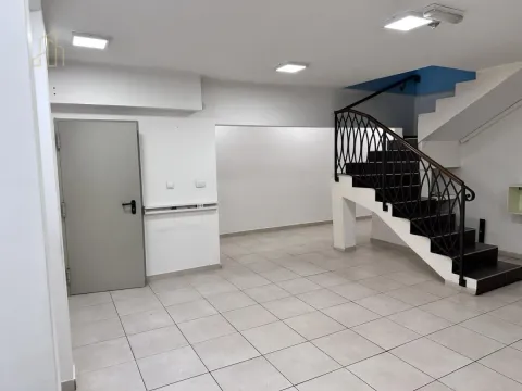 Prodaja, poslovni prostor, 140m², Kalenić Pijaca, Vračar Sve Podlokacije - image 13