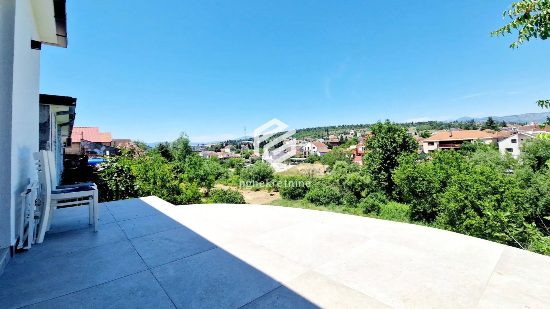 Rent, house, 120m², Konik, Podgorica