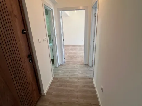 Rent, two bedroom apartment, 60m², Šušanj, Bar - image 10