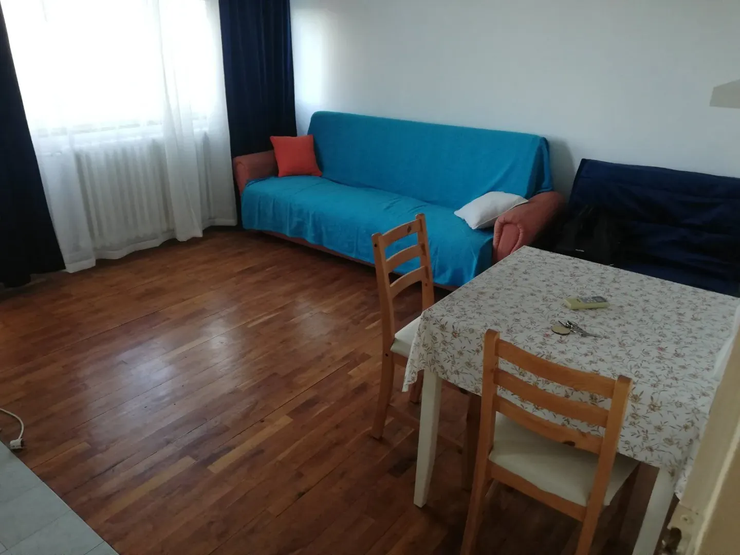 Izdavanje, garsonjera, 26m², Detelinara, Novi Sad Sve Podlokacije