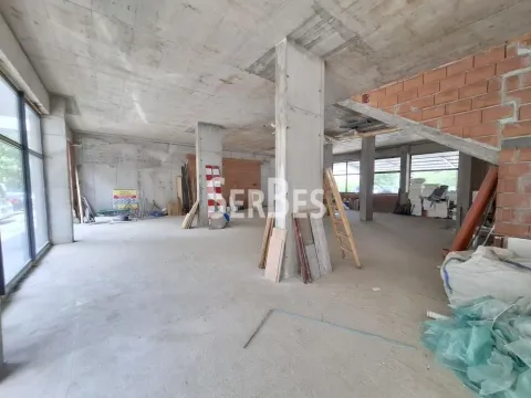 Sale, office space, 259m², Bulevar Oslobodjenja, Novi Sad Sve Podlokacije - image 2